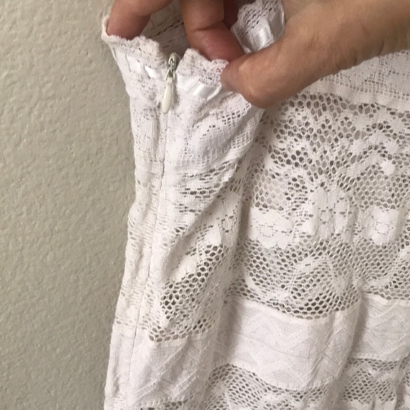 Laced American Eagle Outfitters top - Picture 3 of 4